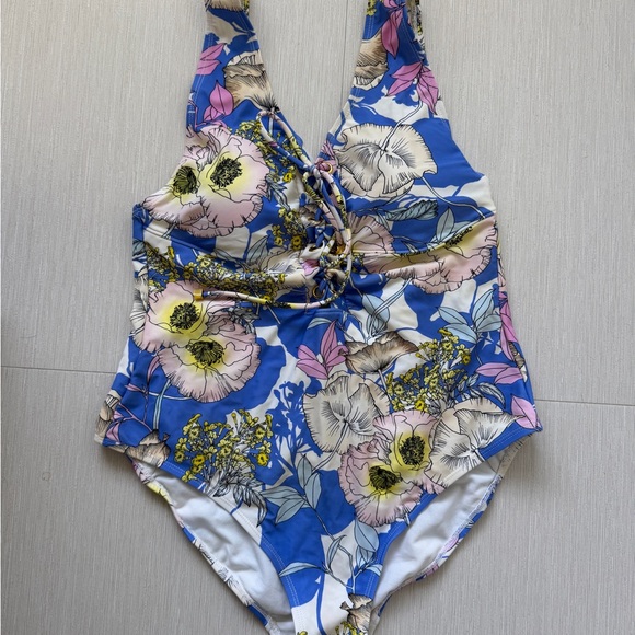 Yumi Kim Other - Yumi Kim Blue Floral Lace-Up One-Piece Swimsuit | size M